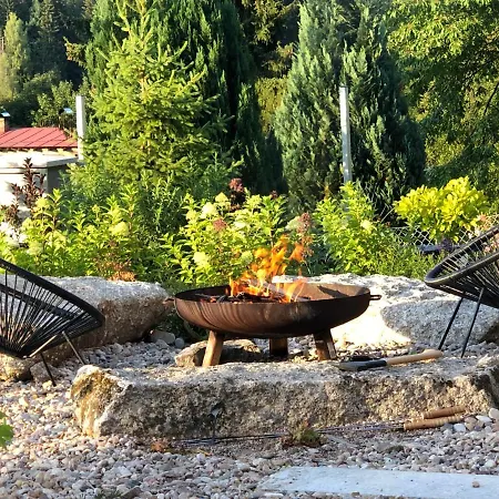 Chalette Jasan Alpesi faház